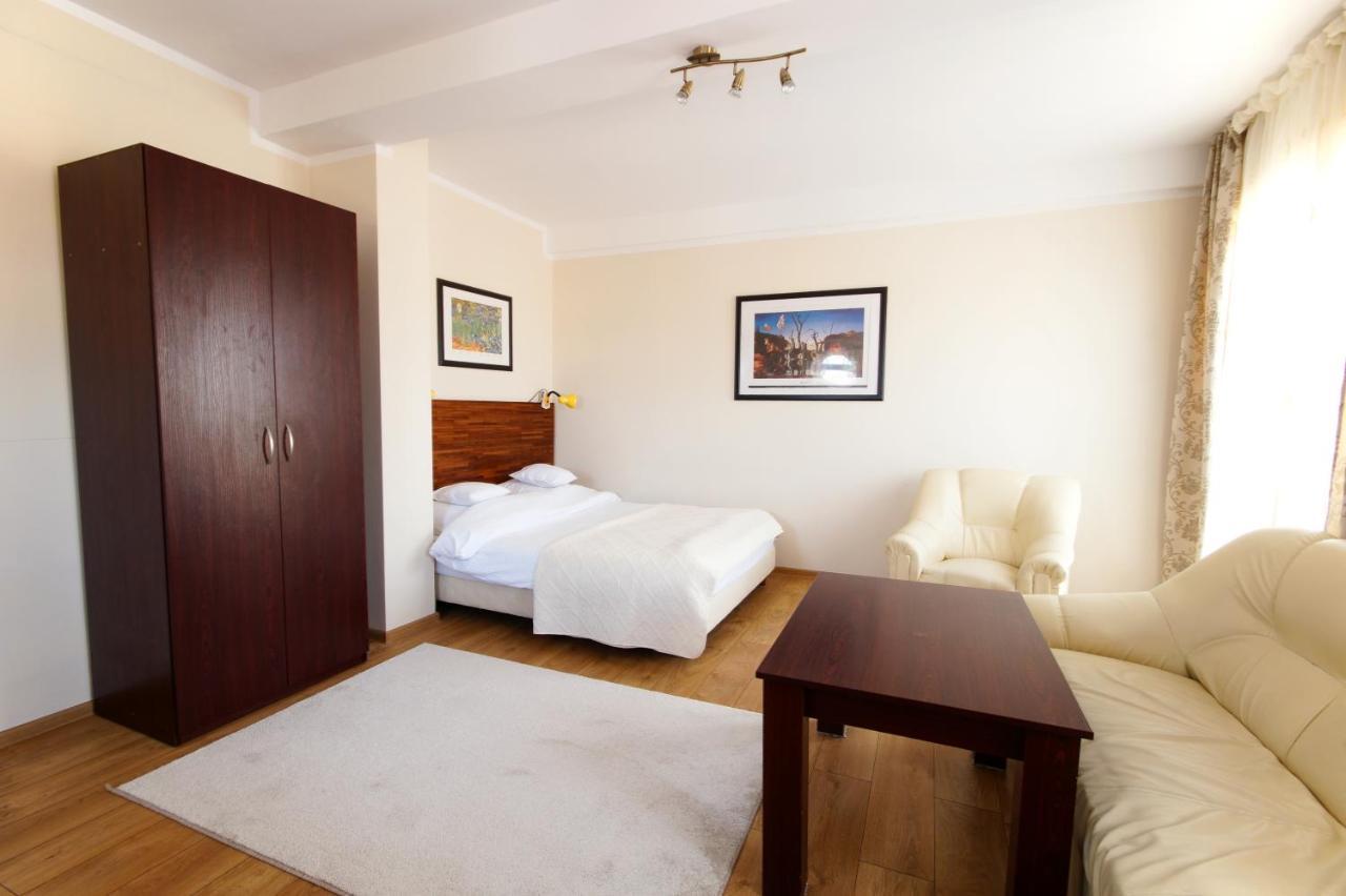 Koral Hotel Chłapowo Kültér fotó